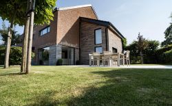 Somptueuse partie de ferme à Lincé