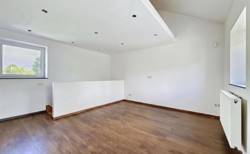 Maison avec entrepôt à vendre à Vottem Maison avec entrepôt à vendre à Vottem