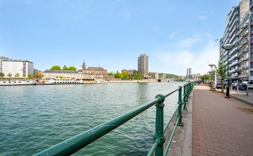 Grand appartement avec vue sur le port des Yachts Grand appartement avec vue sur le port des Yachts