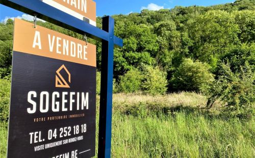 Terrain plat libre de constructeur à bâtir à TROOZ