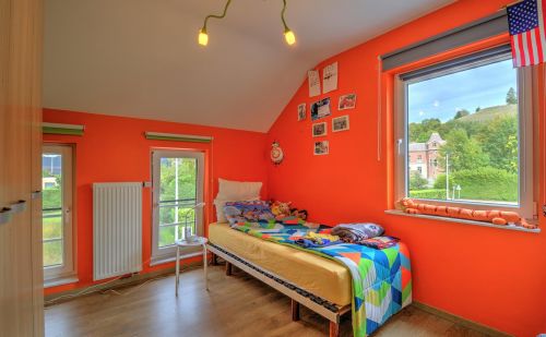 Belle maison 4 chambres avec garage, carport et jardin