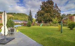 Belle maison 4 chambres avec garage, carport et jardin