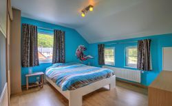 Belle maison 4 chambres avec garage, carport et jardin